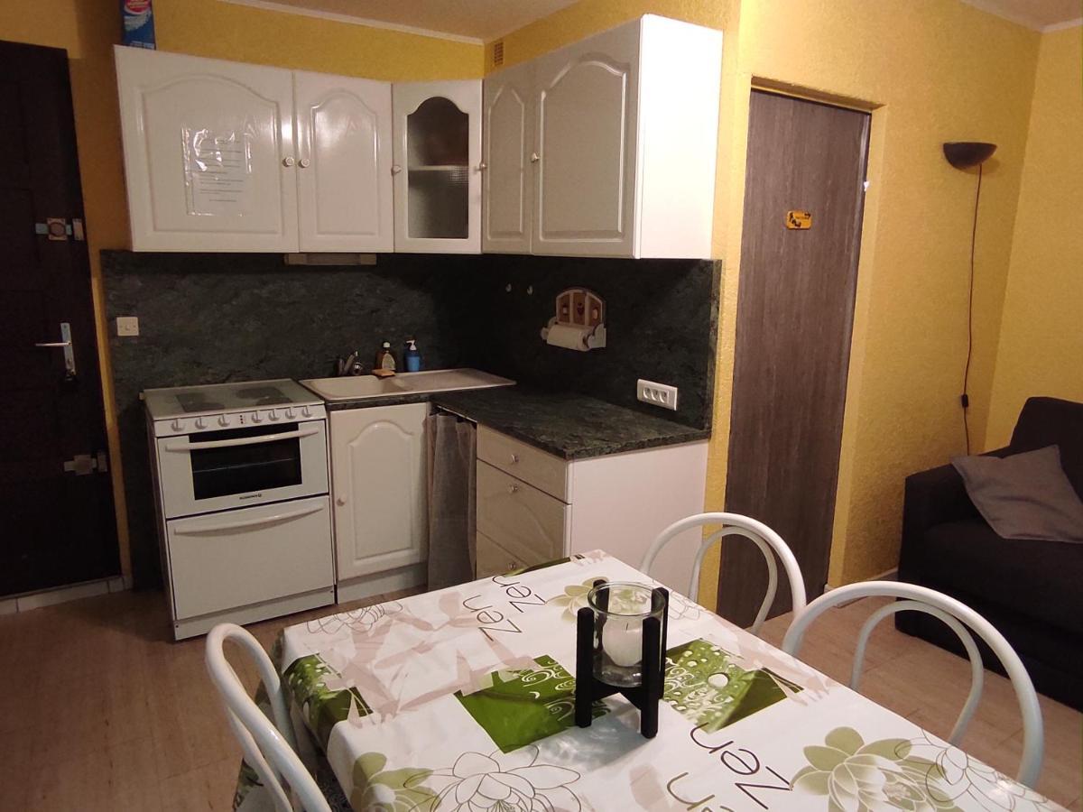 Appartement Dans Residence Calme Et Securisee Le Barcares Luaran gambar